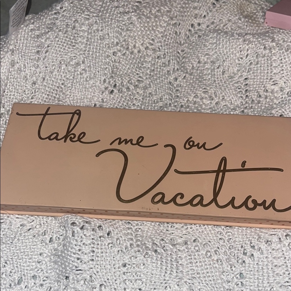 Kylie Cosmetics Take me on Vacation